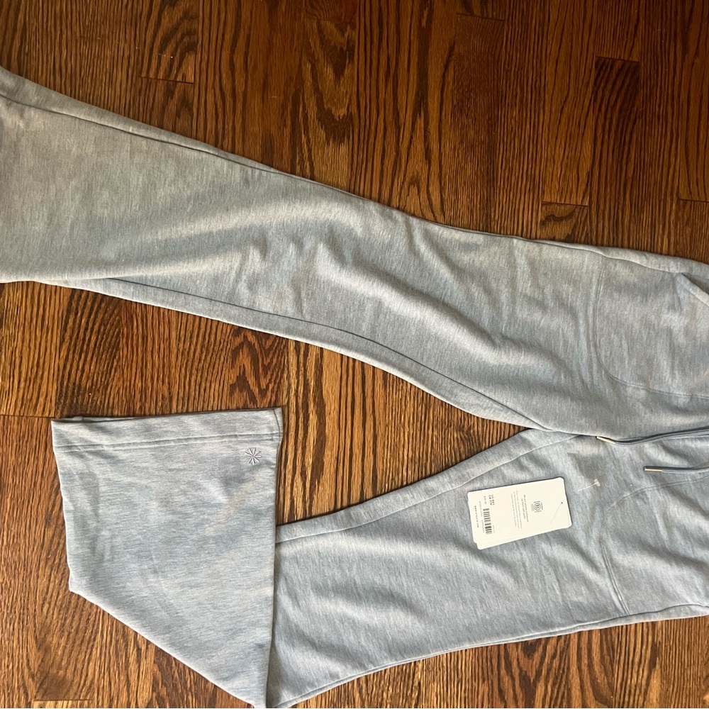 Brands new with tags. Athleta light blue pants xxs